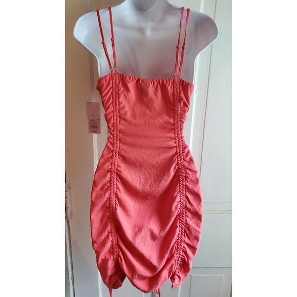 NEW Wild Fable Sleeveless Cut Out Ruched Front Bodycon Dress - Picture 9 of 14